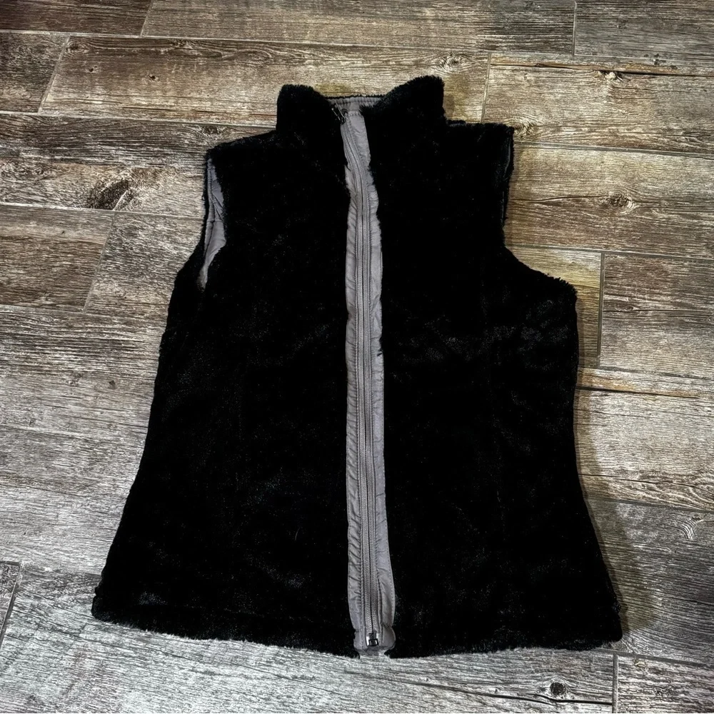 Reversible Vest​​​ - Picture 8 of 9